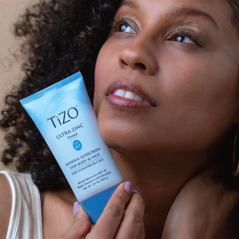 Tizo Ultra Zinc SPF 40 - Con Color